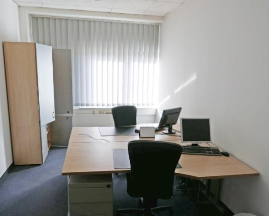 Kompaktes Kleinbüro in verkehrsgünstiger Lage