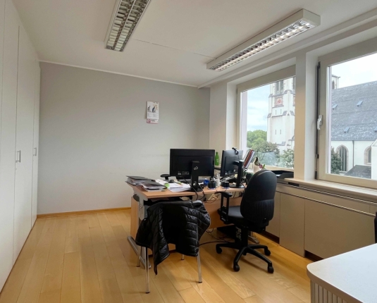 Helles Büro im Andräviertel