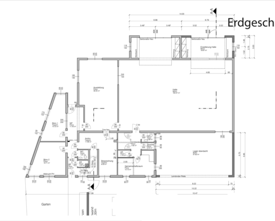 Betriebsliegenschaft mit Büro, Halle und Wohnung